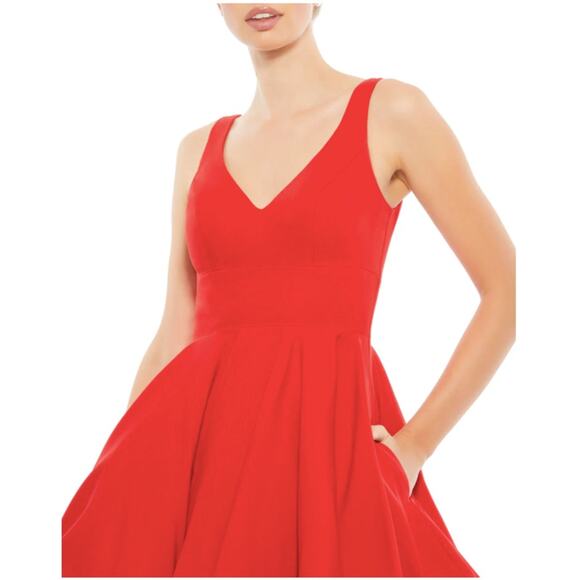 Mac Duggal size 2 V neck Fit & Flare Mini Dress short mini pouffy prom Derby - Picture 3 of 8